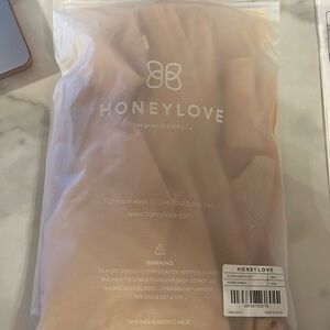 HoneyLove SuperPower Short - L, Sand - NWT